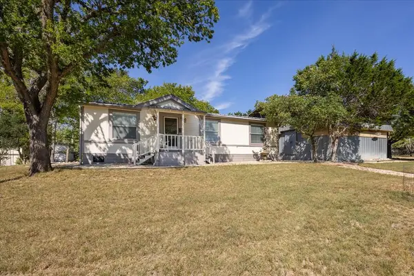 363 Elm Pass 2 Rd, Center Point, TX 78010