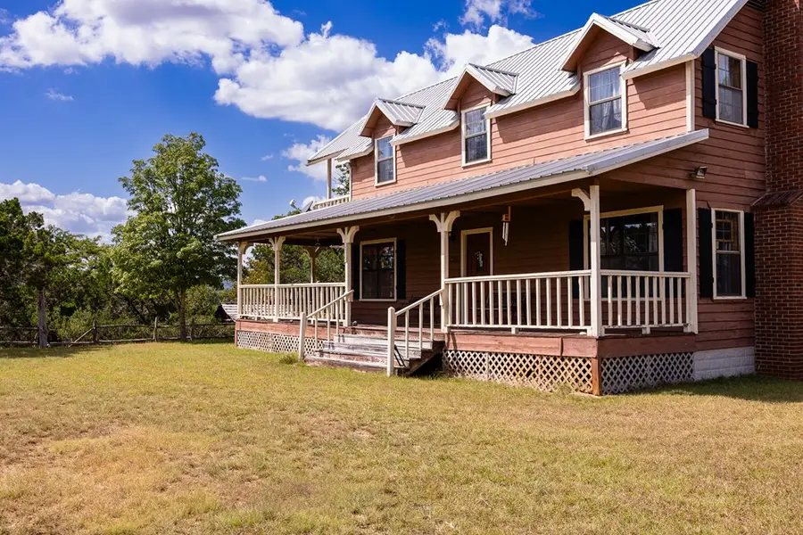 667 NW Medina Bend, Medina, TX 78055 - Image #3