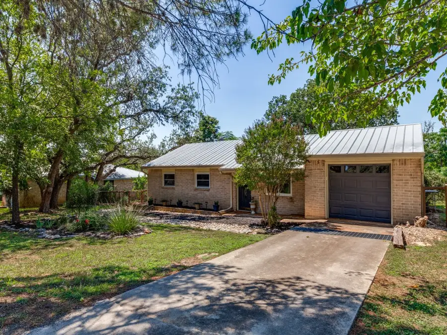 710 Fifth St, Comfort, TX 78013 - Image #2