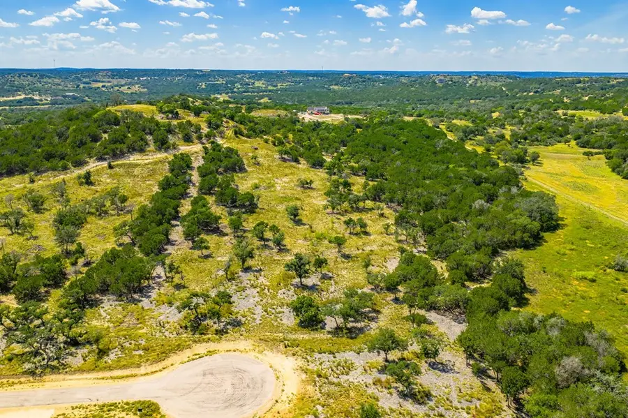 113 Palisades Dr, Camp Verde, TX 78010 - Image #3