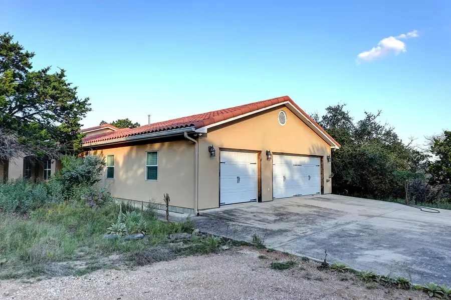 203 Rim Rock Circle W, Hunt, TX 78024 - Image #3