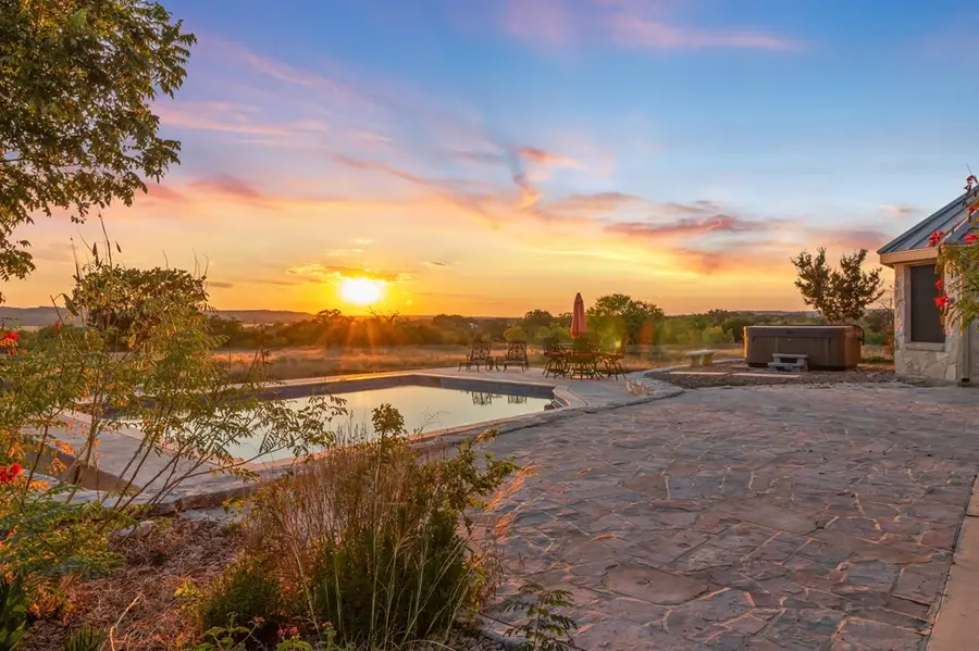 647 Funf Kinder Road, Fredericksburg, TX 78624 - Image #3