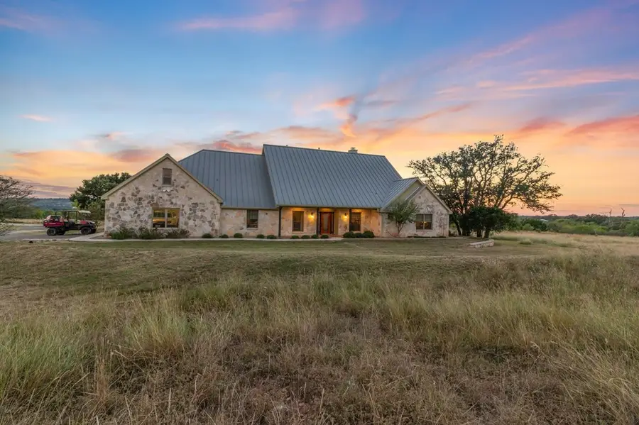 647 Funf Kinder Road, Fredericksburg, TX 78624 - #2