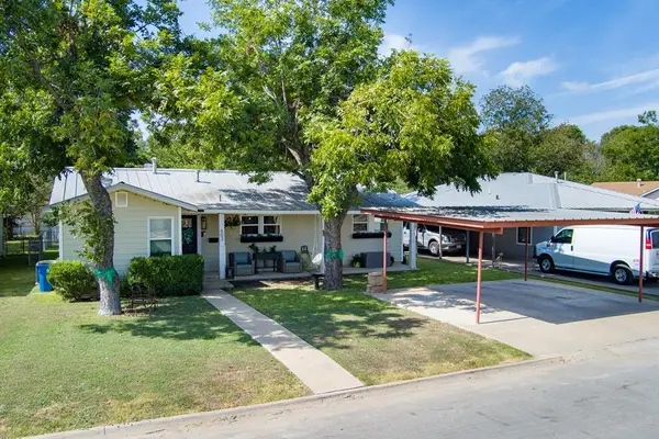 603 Stephen St, Kerrville, TX 78028