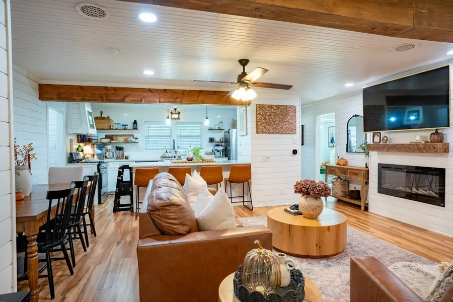 603 Stephen St, Kerrville, TX 78028 - Image #3