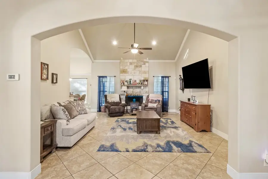 1212 Doe Run Hollow, Fredericksburg, TX 78624 - Image #3