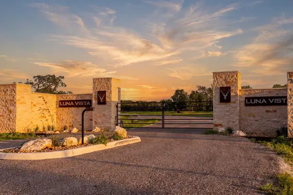 422 Dark Sky Path, Kerrville, TX 78028