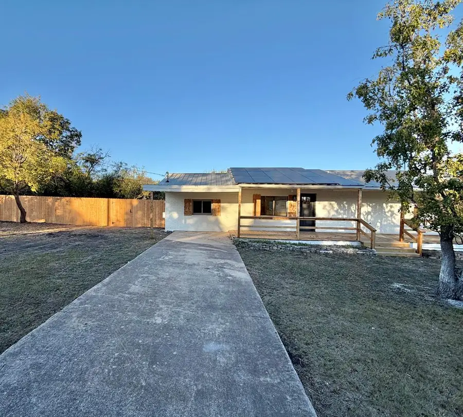106 Jessica, Kerrville, TX 78028 - Image #2