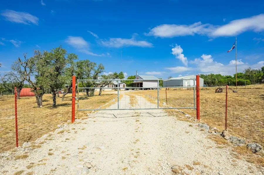 1341 Thrill Hill Rd, Mountain Home, TX 78058 - Image #2