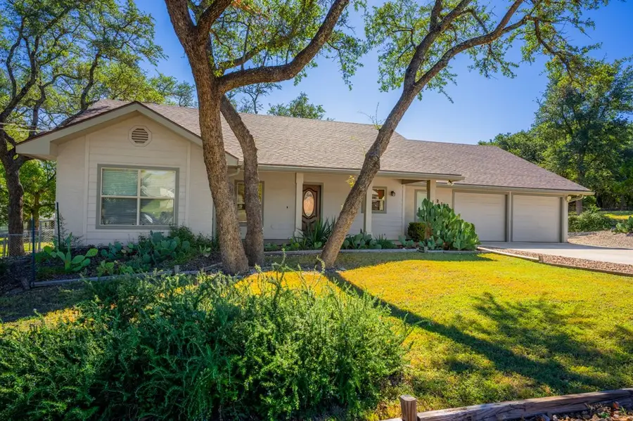 217 Skyview Dr, Kerrville, TX 78028 - Image #3