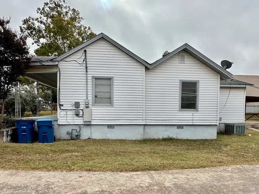 103 Jefferson St, Kerrville, TX 78028 - #3