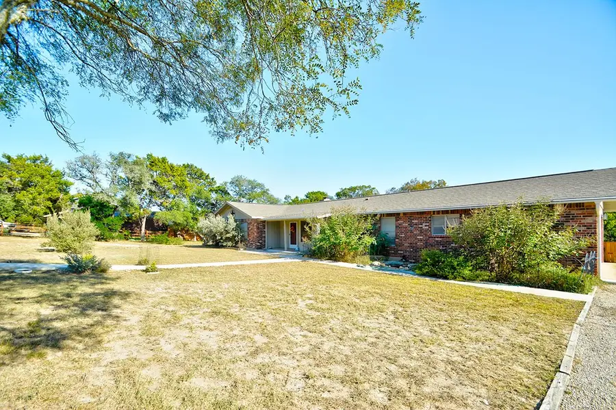 270 Southway Dr, Kerrville, TX 78028 - Image #2