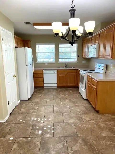 208 Coronado Circle, Kerrville, TX 78028 - #3