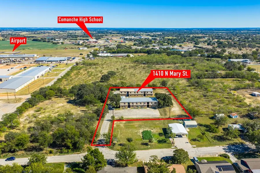 1316 N Mary St, Comanche, TX 76442 - #2