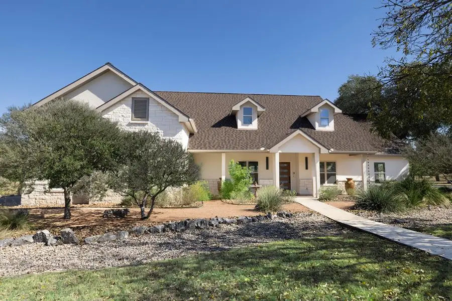 3509 La Cumbre Dr, Kerrville, TX 78028 - Image #2