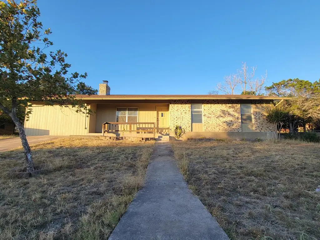 109 Seventh St, Ingram, TX 78025 - Image #1