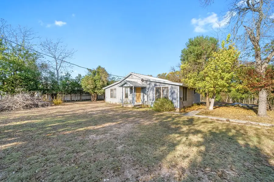 332 Powell Ave, Kerrville, TX 78028 - Image #3
