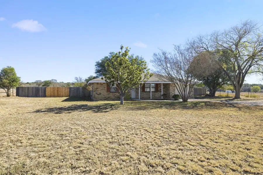 341 N Stoneleigh Rd, Center Point, TX 78010 - Image #3