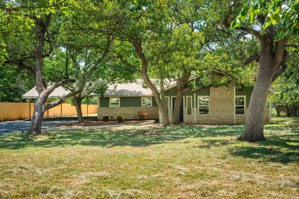 520 Westway Dr, Kerrville, TX 78028