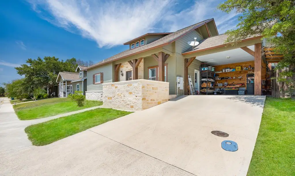 116 Jasper Ln, Kerrville, TX 78028 - Image #1