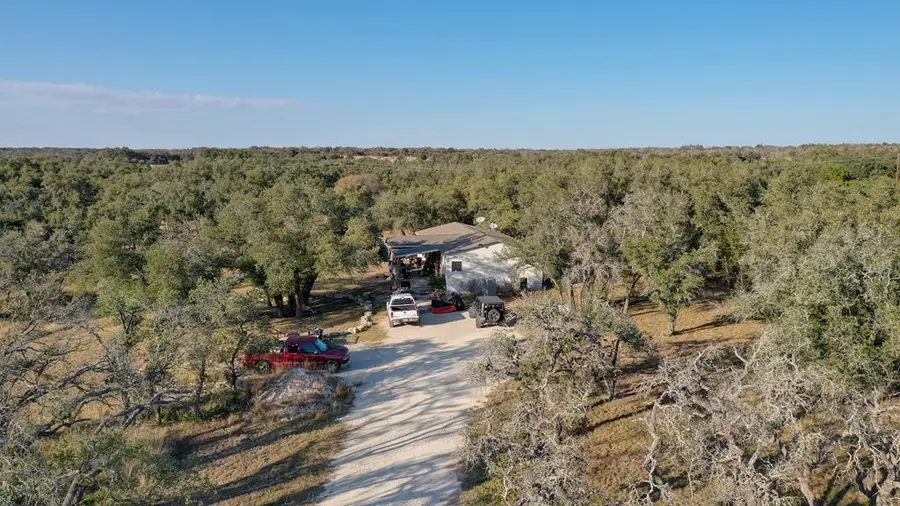 88 Wendel Rd, Harper, TX 78631 - Image #2
