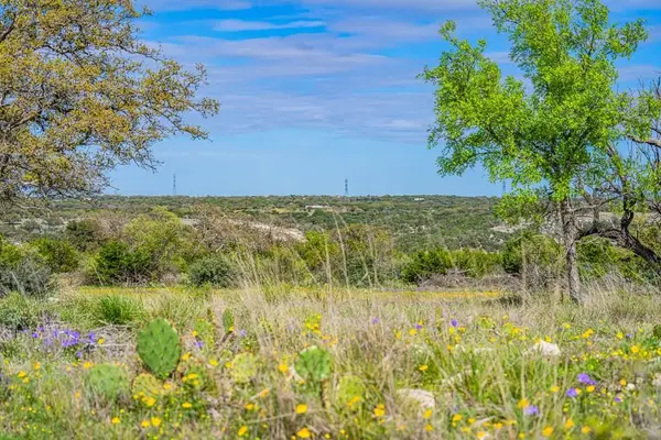 141 Spring Bluff, Junction, TX 76849