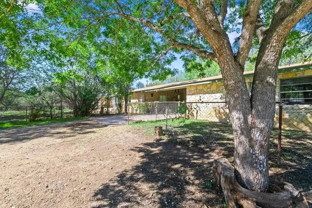 6268 Hwy 27, Center Point, TX 78010 - #1