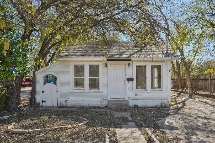 145 Francisco Lemos St, Kerrville, TX 78028 - Image #2