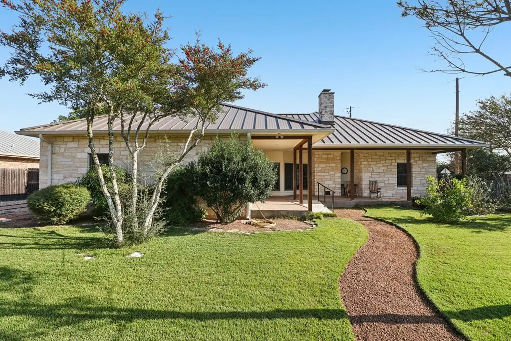 802 Avenue C, Fredericksburg, TX 78624 - Image #1