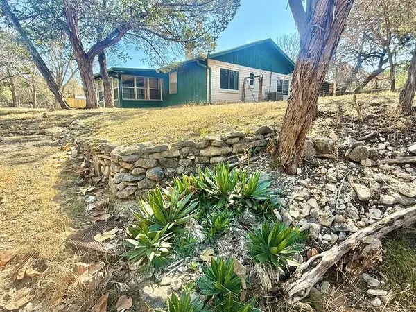 204 Aqua Vista Dr, Kerrville, TX 78028