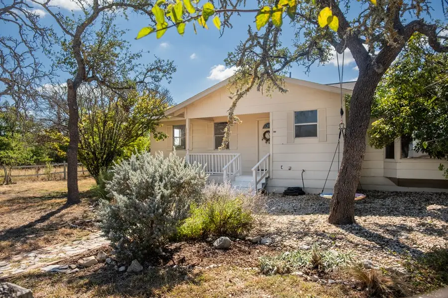 105 Peggy Dr Nw, Mountain Home, TX 78058 - Image #3