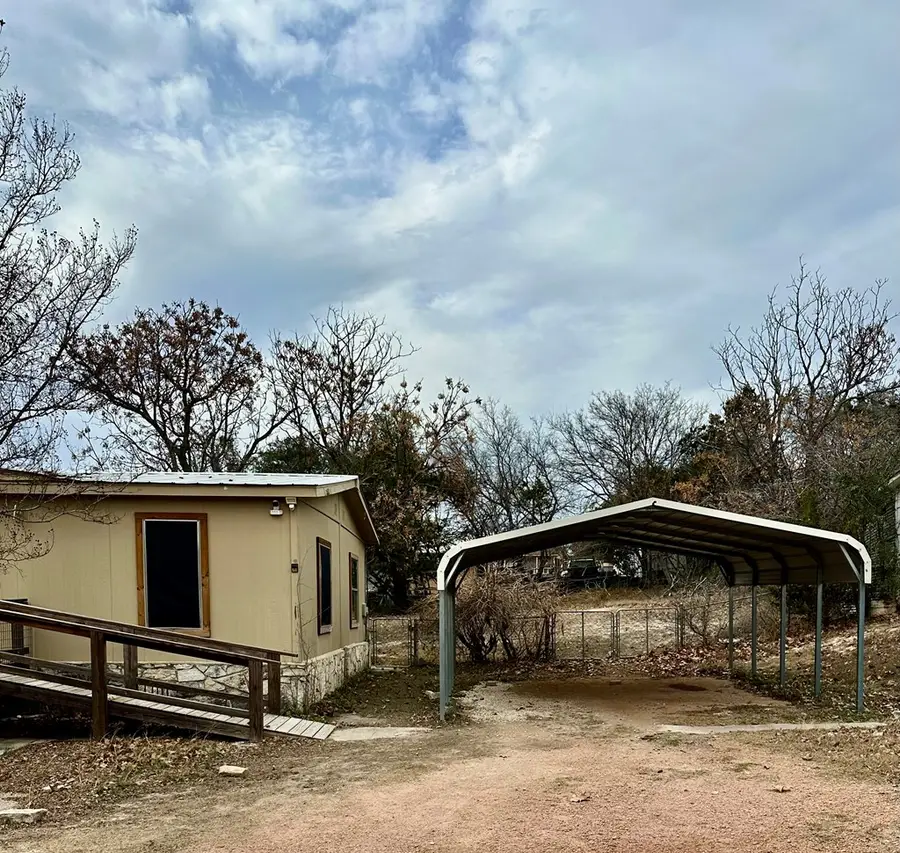 172 N Sleepy Hollow Circle, Kerrville, TX 78028 - Image #3