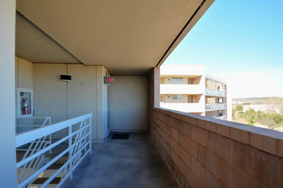 1000 #4A Guadalupe St, Kerrville, TX 78028 - Image #2