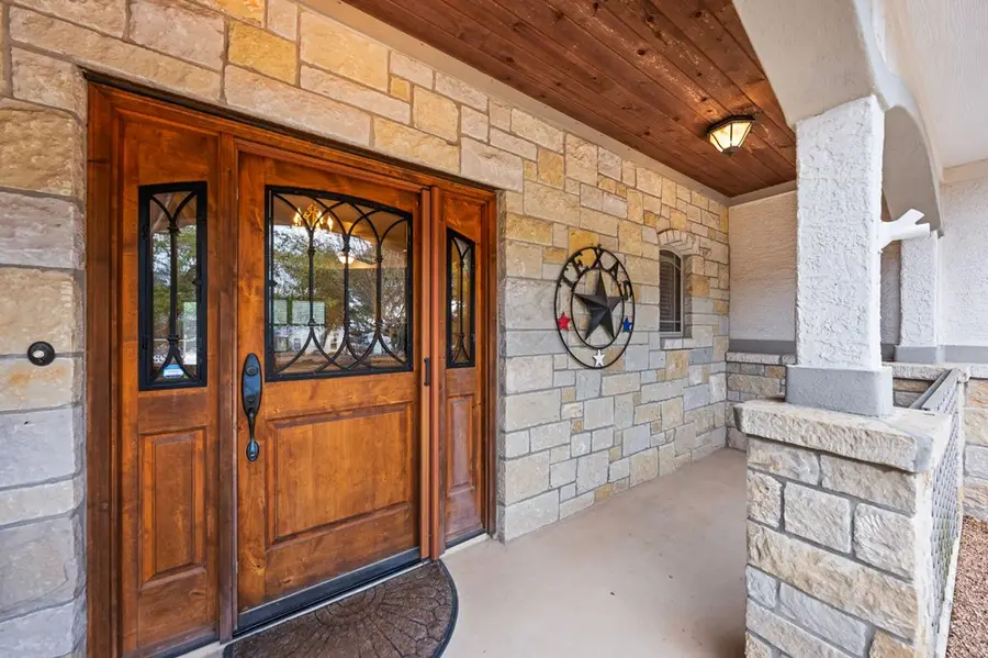 225 Skye Dr, Kerrville, TX 78028 - Image #3