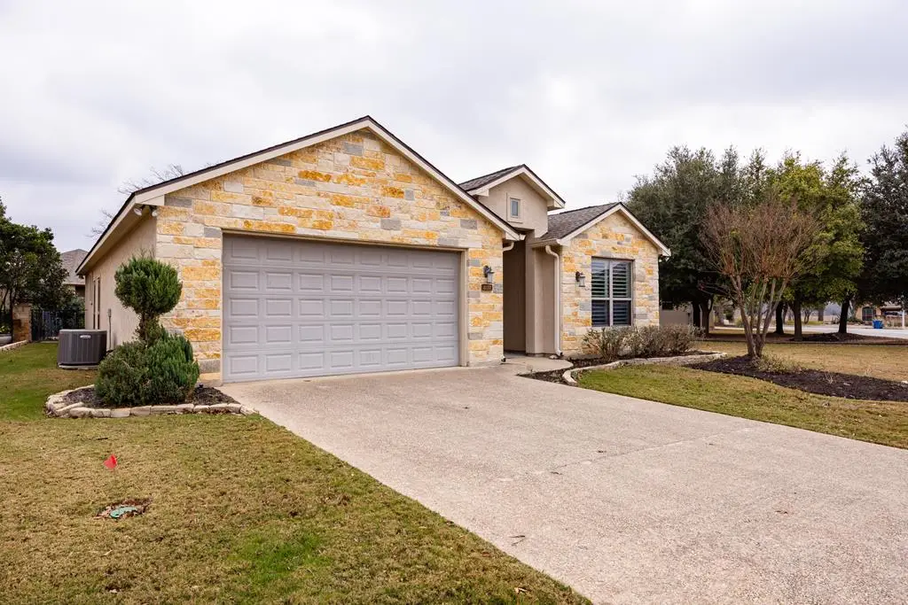 2777 Indian Wells Dr, Kerrville, TX 78028 - Image #1