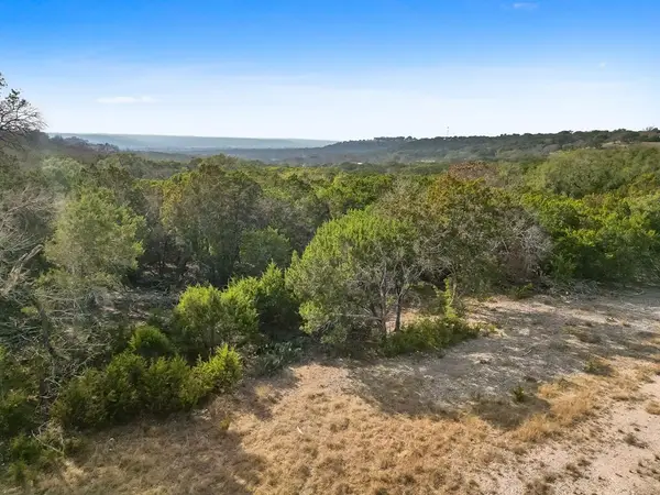 129 Paramount View, Kerrville, TX 78028