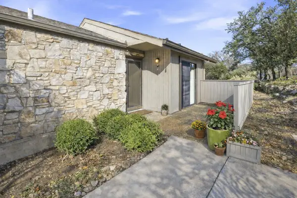 1805-102 West Lane, Kerrville, TX 78028