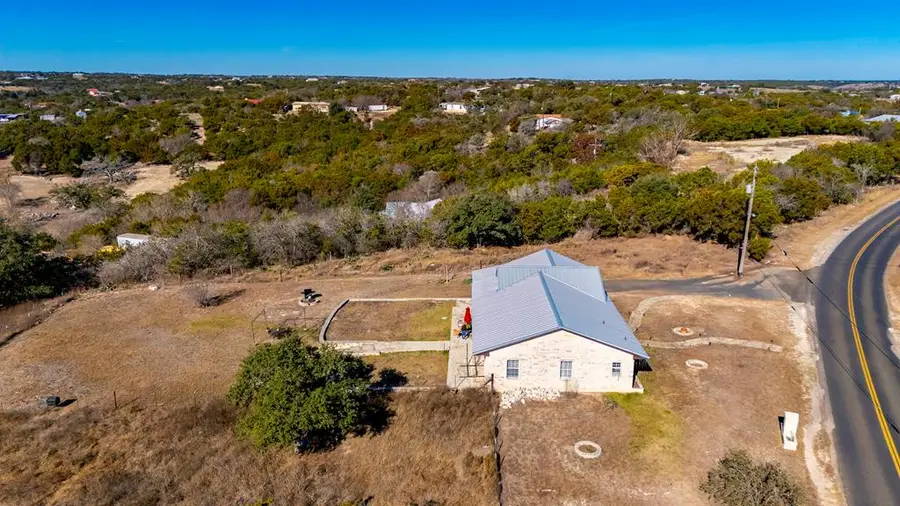148 Michon Dr S, Kerrville, TX 78028 - Image #3