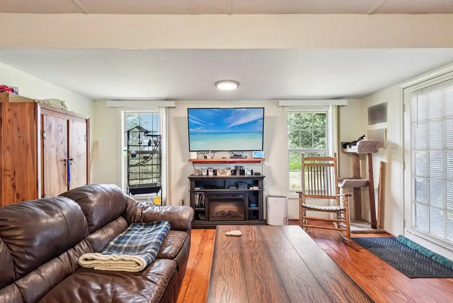 780 Mountain Dr, Kerrville, TX 78028 - #3