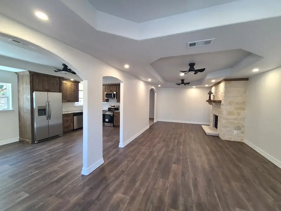 521 #D E Sand Bend, Kerrville, TX 78028 - #2