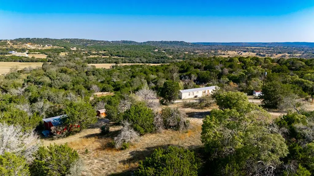 135 Feather Ridge Rd, Center Point, TX 78010 - #1