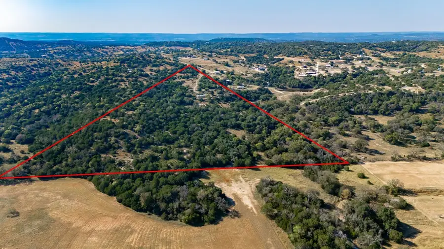 135 Feather Ridge Rd, Center Point, TX 78010 - #2