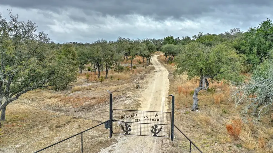 812 Byas Springs Rd W, Mountain Home, TX 78058 - #2