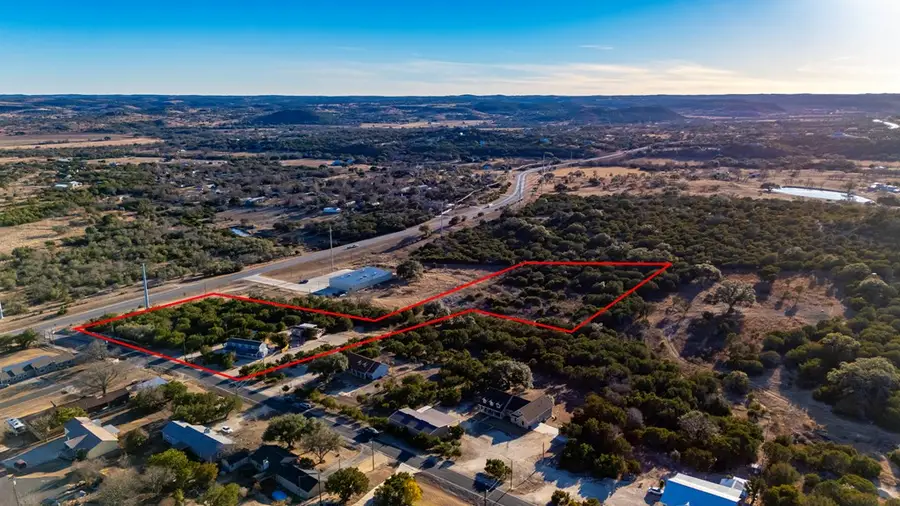 124 Madrona, Kerrville, TX 78028 - #2