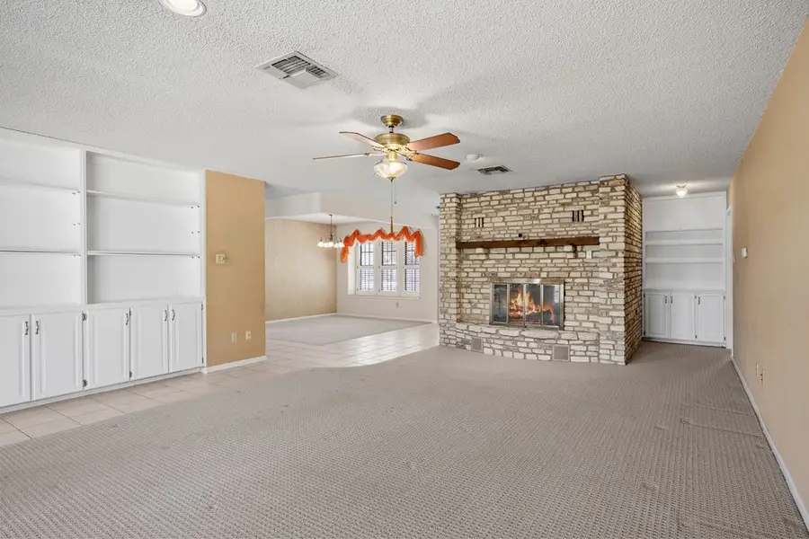 407 Meadow Ridge Dr, Kerrville, TX 78028 - #3