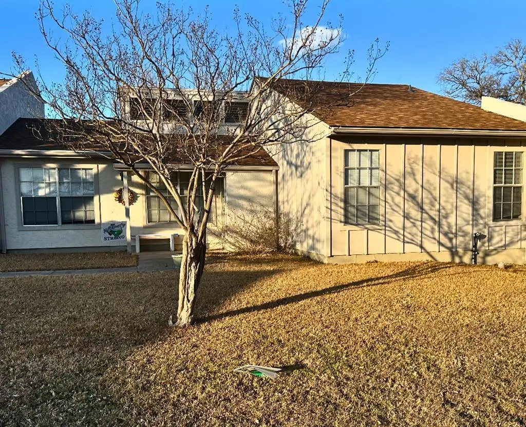 1950 H Leslie Dr, Kerrville, TX 78028 - #1