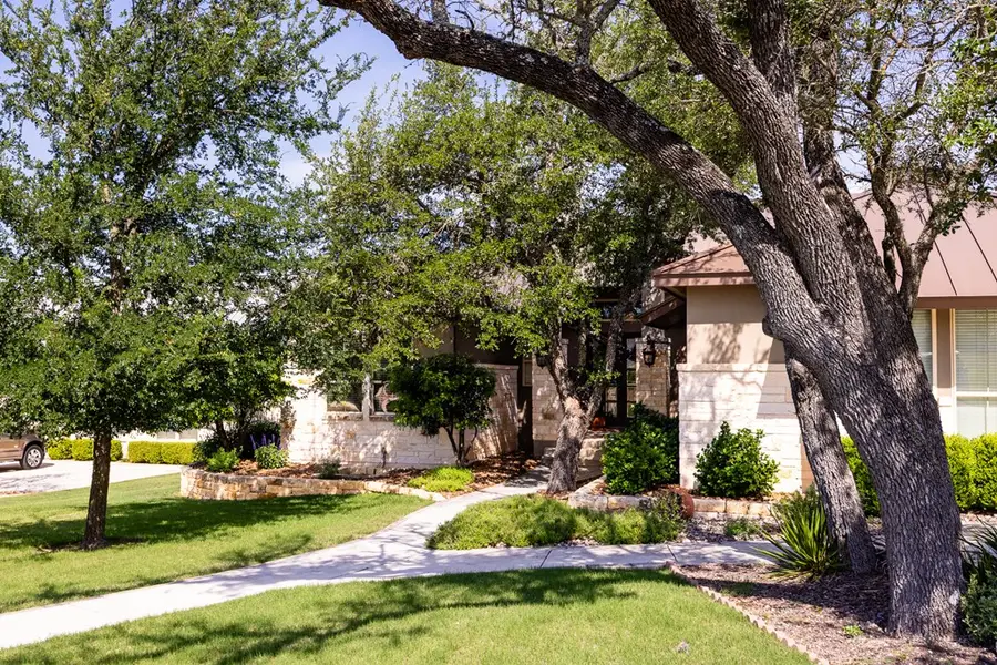 1009 Club House Rd, Kerrville, TX 78028 - #2