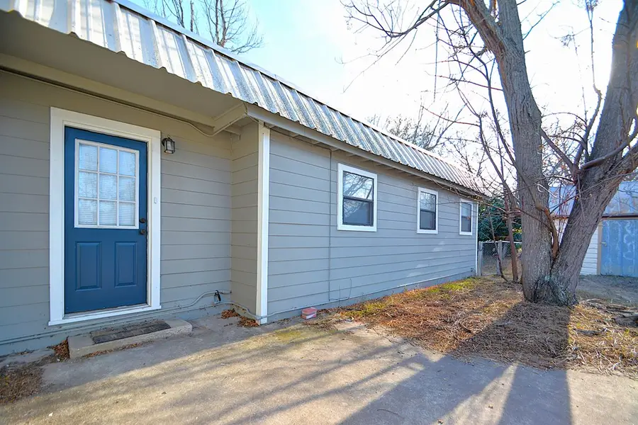 1707-A E Main St, Kerrville, TX 78028 - #2