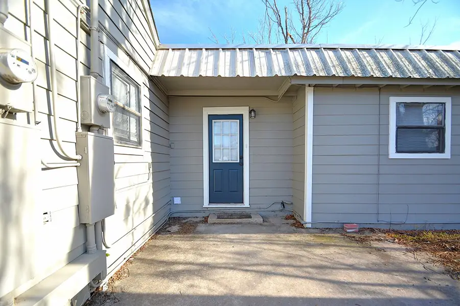 1707-A E Main St, Kerrville, TX 78028 - #3