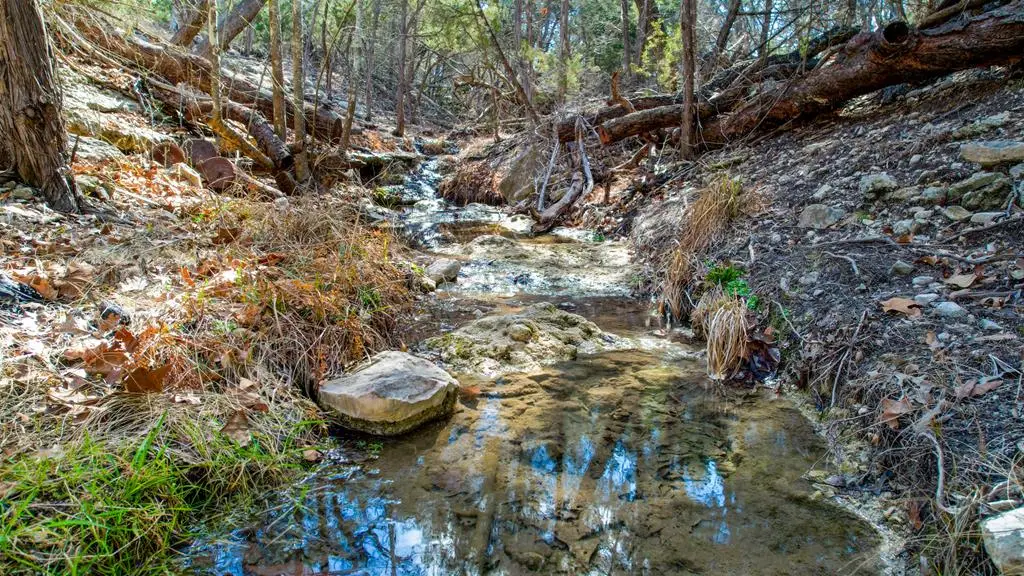 214 Hazelett Rd, Kerrville, TX 78028 - #1